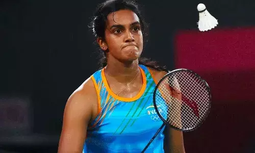 Desperate PV Sindhu seeks Prakash Padukones help to arrest slide
