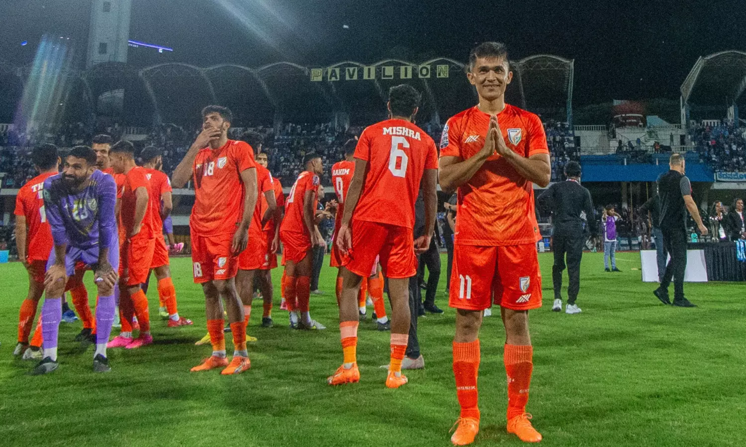 Team applauding the fans in Bengaluru(Image via Aiff) Team applauding the fans in Bengaluru(Image via Aiff)