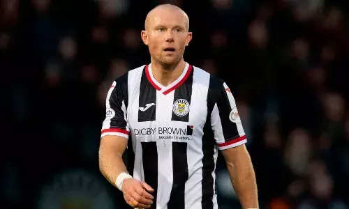 Bengaluru FC signs English striker Curtis Main