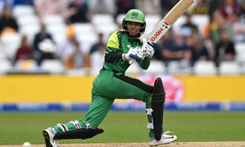 How much each franchise league pays in Womens Cricket