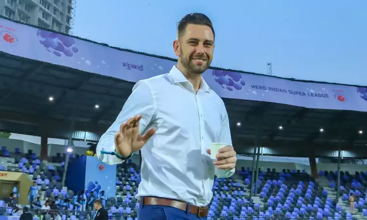 Des Buckingham, Mumbai Citys English coach smitten with Indias young talents and vada pav