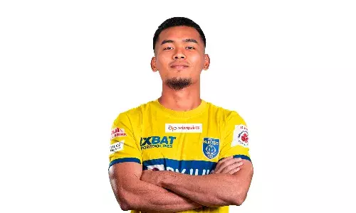 Kerala Blasters FC sign midfielder Freddy Lallawmawma