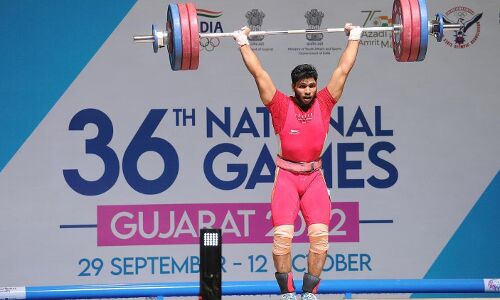 Cg's Gyaneshwari Clinches Gold In Nat'l Weightlifting C'ship