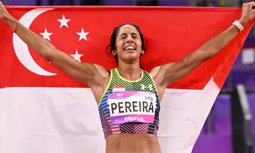Indian-origin Shanti Pereira wins Singapores first athletics Asian Games gold in 49 years