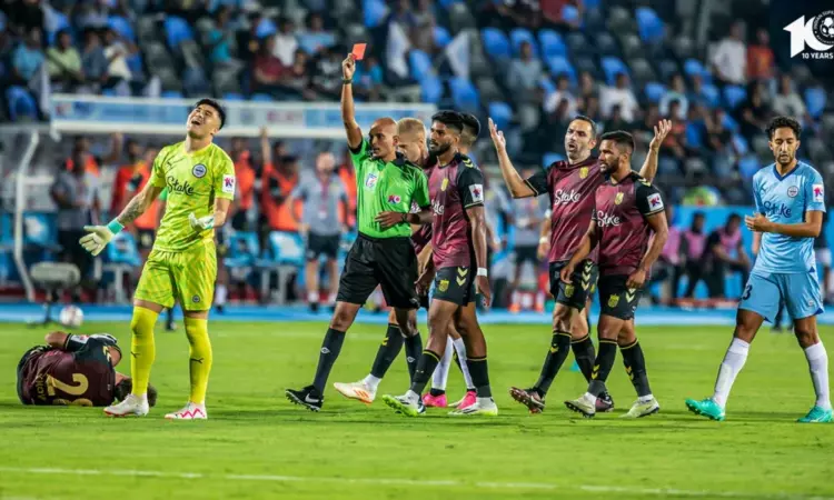 ISL 2023-24: Hyderabad FC snatch late equalizer to deny 10-man Mumbai City FC victory