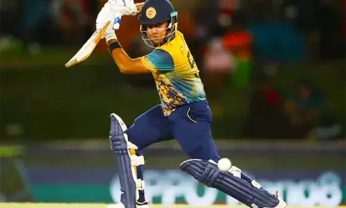 Sri Lankan captain Chamari Athapaththu replaces Lauren Bell in WPL Season 2