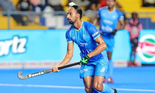 Hardik Singh Clinches FIH Player of the Year 2023 Award Hardik Singh Clinches FIH Player of the Year 2023 Award
