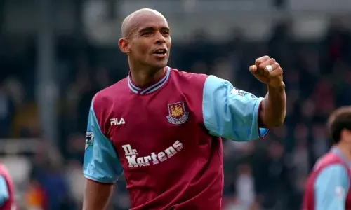 AIFF ropes in ex-England World Cupper Sinclair for Indias Asian Cup campaign