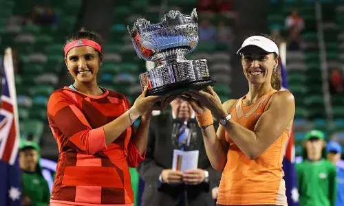 Sania Mirza and Martina Hingis
