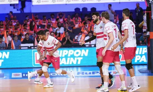 Kolkata Thunderbolts march on with dominant win over Hyderabad BlackHawks