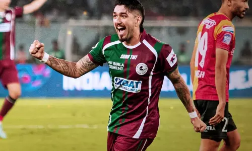 Kolkata Derby: Mohun Bagan dismantle East Bengal
