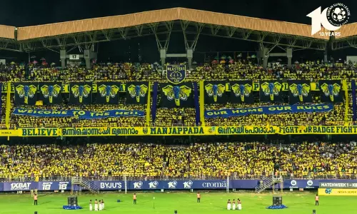 Kerala CM Satheesan backs Blasters ahead of ISL home opener against Mumbai City