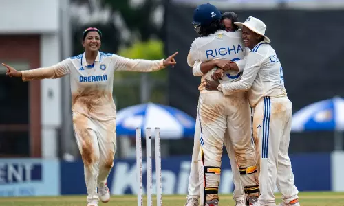 Ind-W vs SA-W Test: Dramatic third day sees shifting momentum