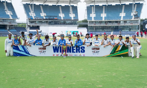India women win one-off Test against South Africa by 10 wickets