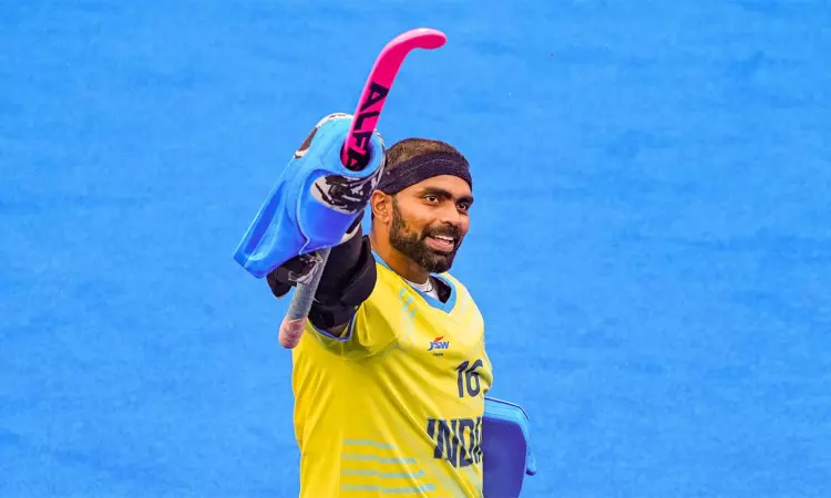 PR Sreejesh, Prajnesh Gunneswaran, Vinesh Phogat, Achanta Sharath Kamal, Dipa Karmakar