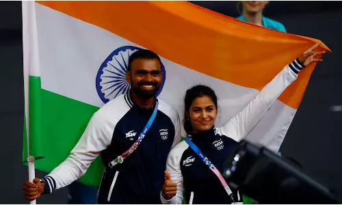 Flag bearers at Olympic closing ceremonies: Indians that were honoured