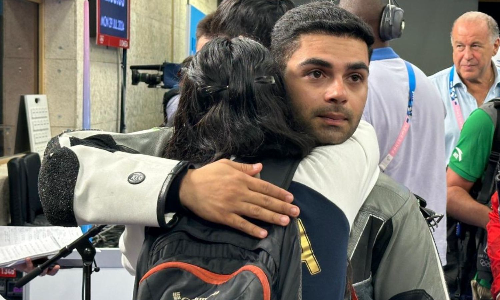 Cross-border friendship and a hug. Olympic moments that will stay with us