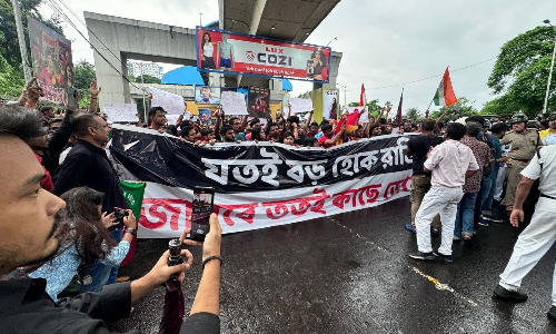 Mohun Bagan-East Bengal fans join hands to protest Kolkata rape-murder horror
