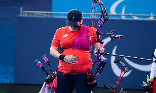 Paralympics 2024: Seven-month pregnant Jodie Grinham creates history