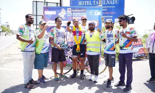 Amit Samarth wins India’s longest cycle race from Srinagar to Kanyakumari Amit Samarth wins India’s longest cycle race from Srinagar to Kanyakumari