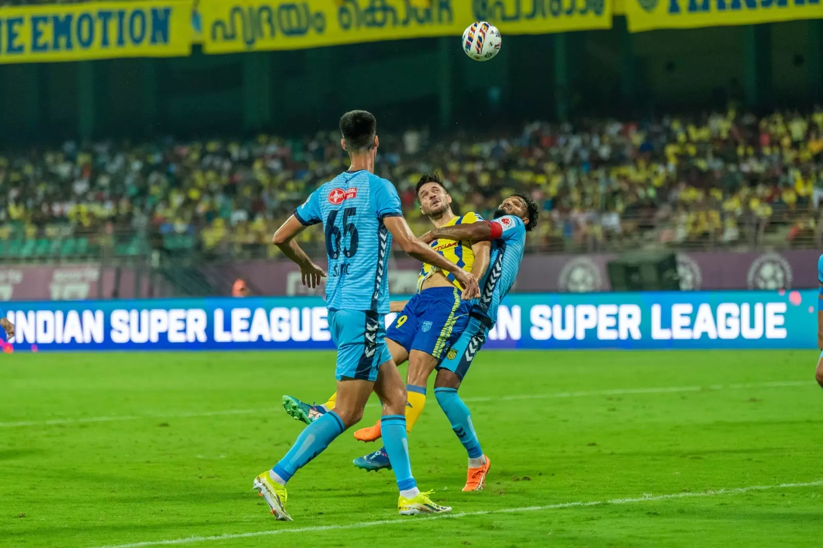 ISL: Kerala Blasters fall to Hyderabad, referees steal the show- Talking points