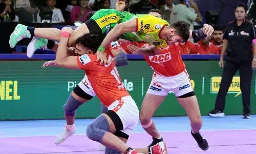 PKL: Gujarat Giants hold Patna Pirates to draw, Dabang Delhi win thriller