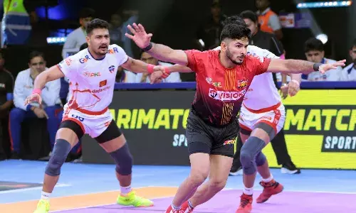 PKL: UP Yoddhas, U Mumba seal playoff spots with emphatic wins