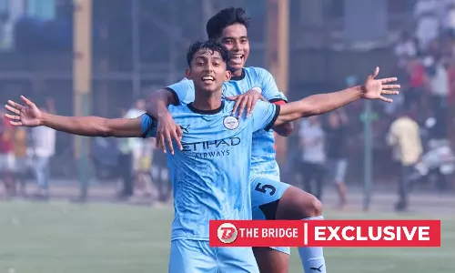 How did Mumbai City qualify for the RFDL Zonal stage despite finishing fifth?