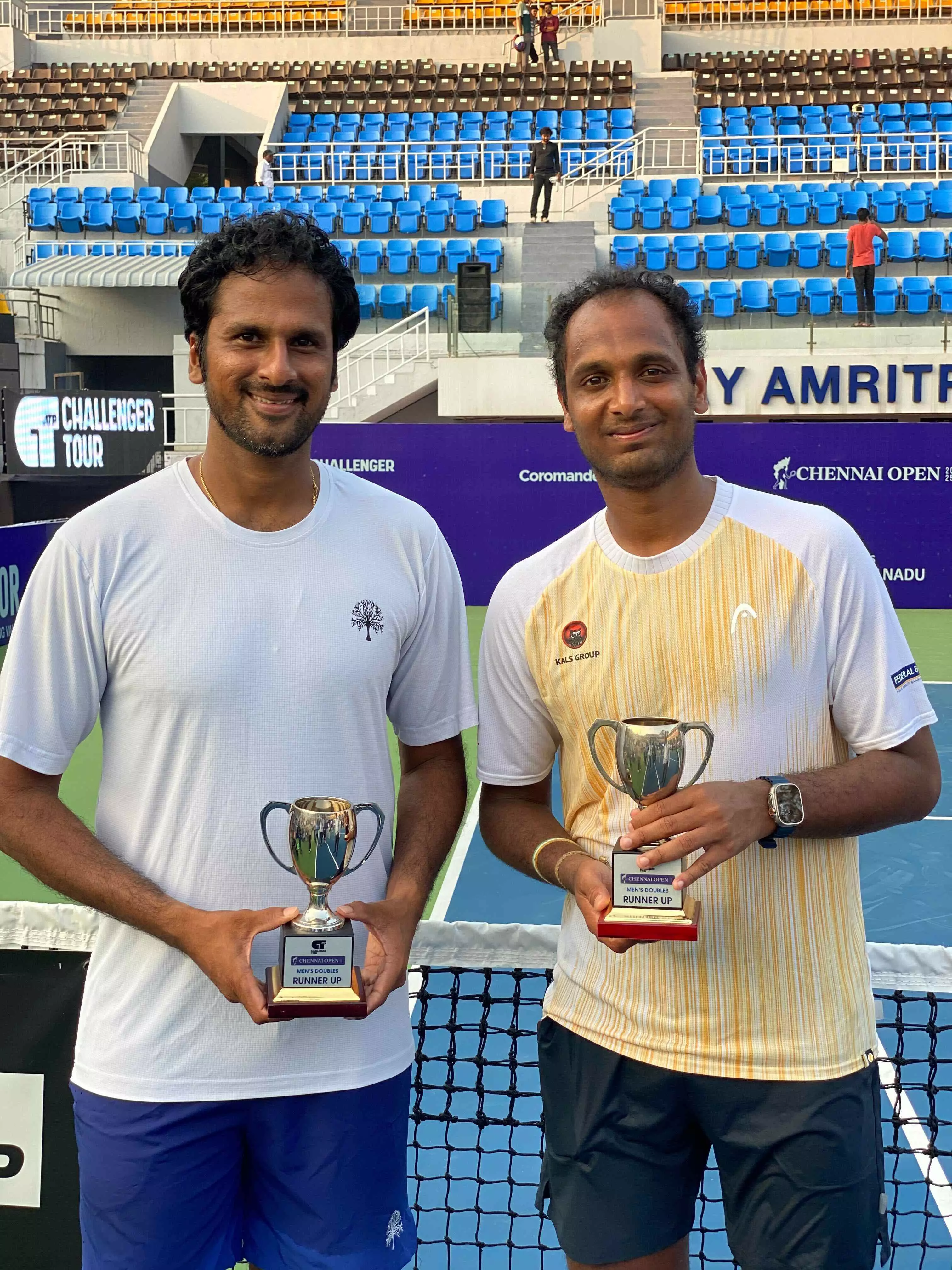 Saketh Myneni and Ramkumar Ramanathan with the runner-up trophy at the Chennai Open 2025. (Photo Credit: Arjun Mylvahanan/The Bridge)