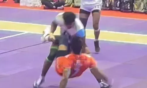 Handshake trap: Keralas playful move turns into thrilling takedown at Senior Nationals Handshake trap: Keralas playful move turns into thrilling takedown at Senior Nationals