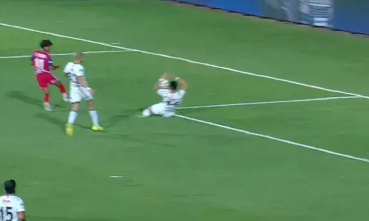 Watch: Uncalled penalty in ISL semi-final clash between Mohun Bagan and Jamshedpur