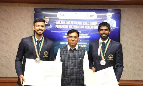 Chirag Shetty and Satwiksairaj Rankireddy presented with Major Dhyan Chand Khel Ratna Award Chirag Shetty and Satwiksairaj Rankireddy presented with Major Dhyan Chand Khel Ratna Award