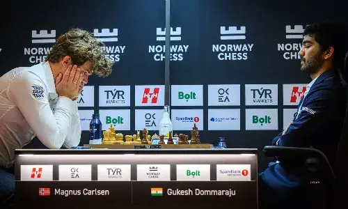 Magnus Carlsen vs D Gukesh, Norway Chess