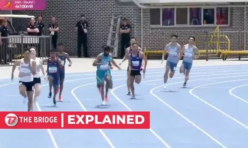 Why was India’s 4x100m Relay Team disqualified at the Asian Athletics Championships 2025?