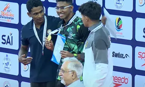 Benedicton Rohit sets the Best Indian time in 100m butterfly