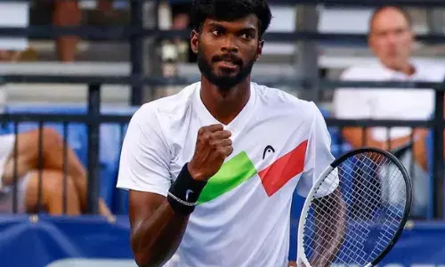 Dhakshineswar Suresh