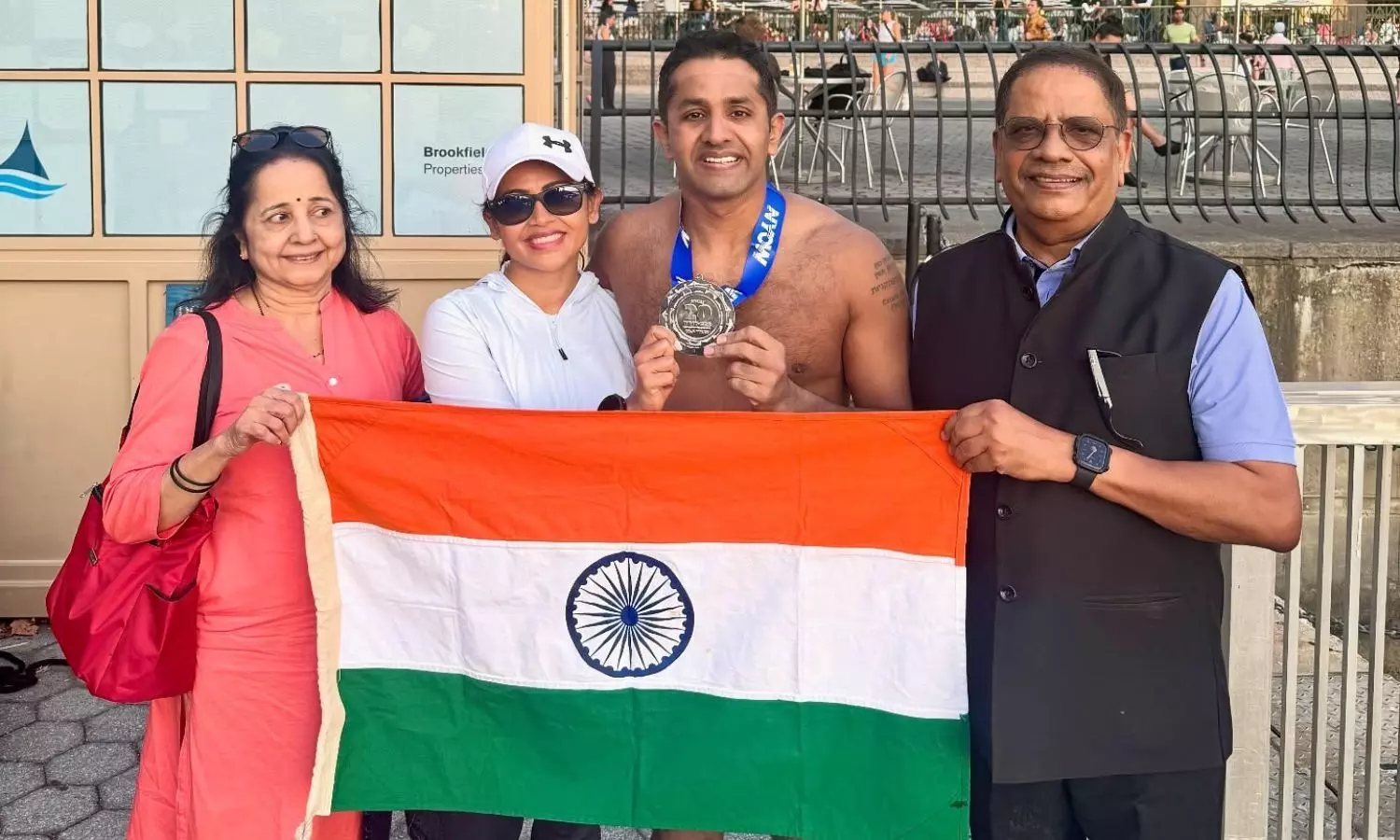 Manhattan 20 Bridges Swim