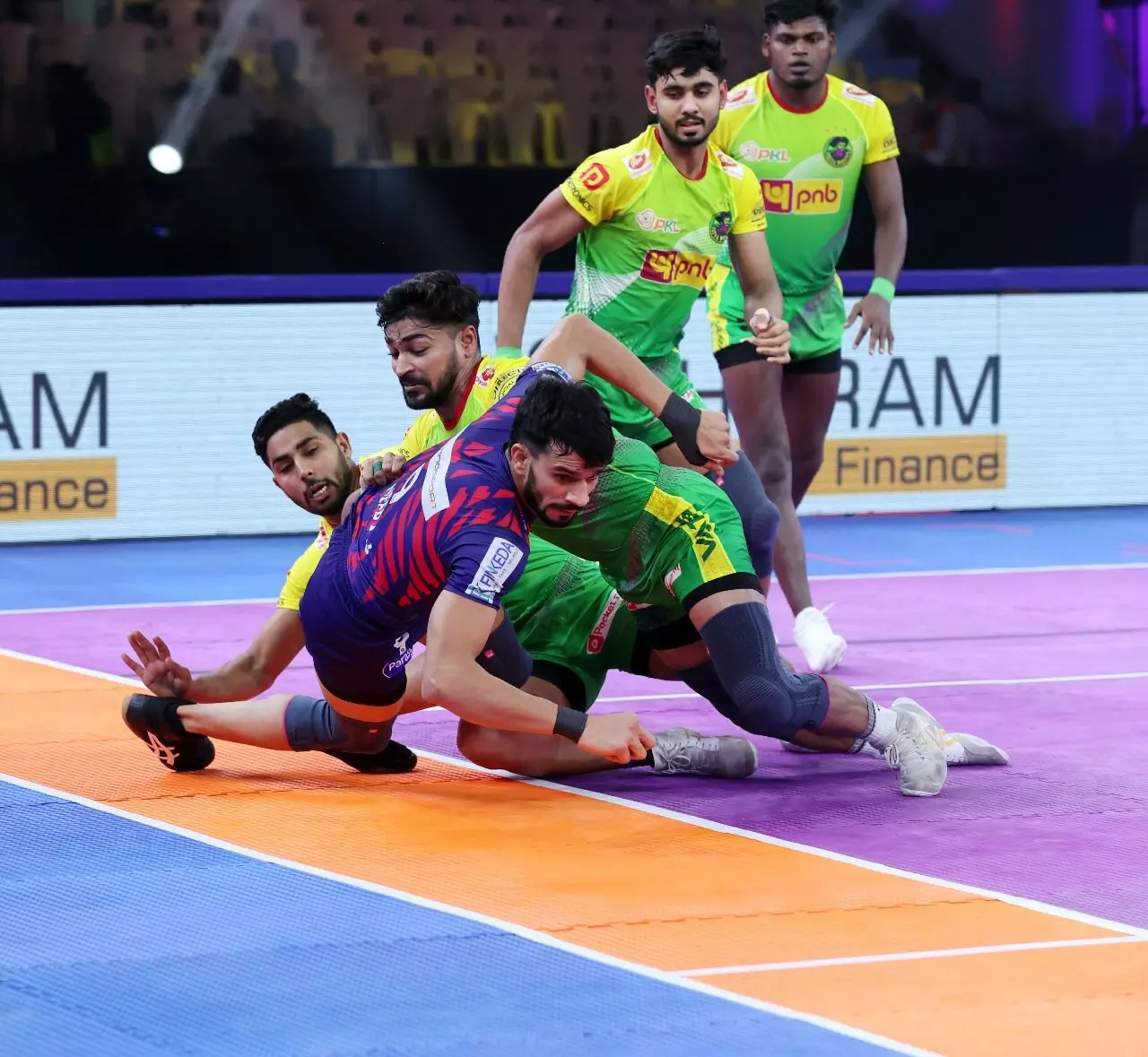 PKL: Patna Pirates stun Dabang Delhi, Haryana Steelers edge Tamil Thalaivas