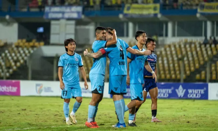 ISL: Mumbai City FC edge past Chennaiyin FC to begin season on high