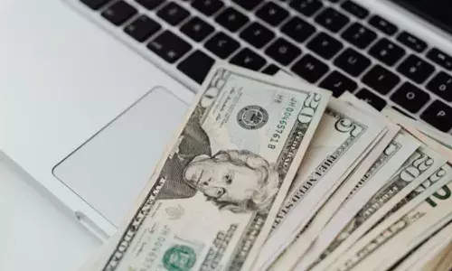 Free Games vs. Real Stakes: What Changes When Money Gets Involved