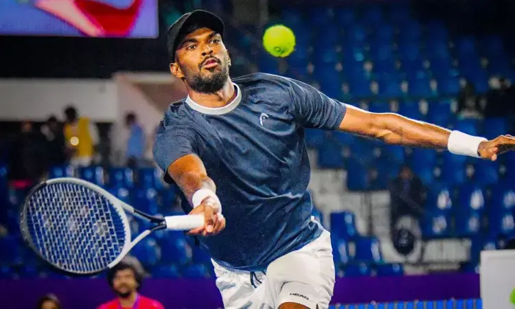 Dhakshineswar Suresh