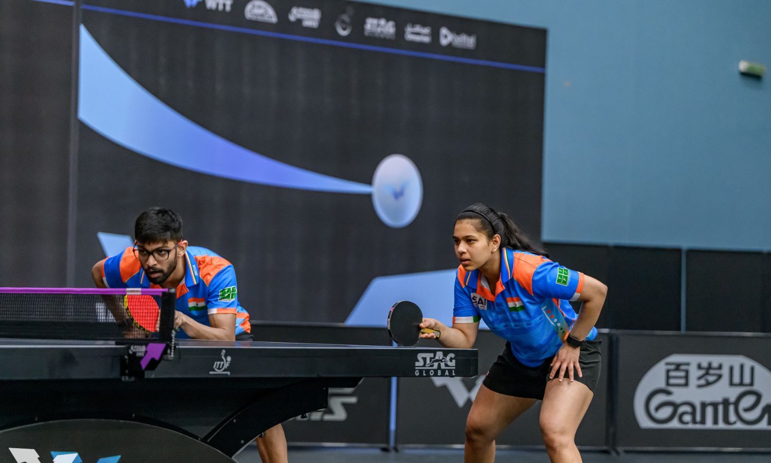Manush-Diya survive scare to reach quarterfinals Manush-Diya survive scare to reach quarterfinals