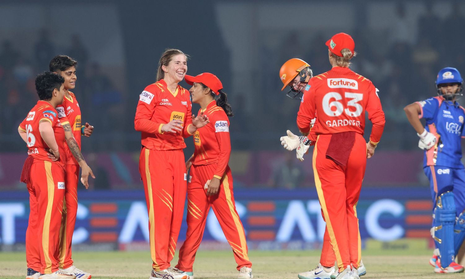 Gujarat Giants beat Mumbai Indians; qualify for Eliminator Gujarat Giants beat Mumbai Indians; qualify for Eliminator