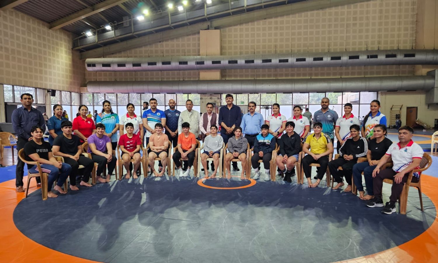Meenakshi knocks out Antim Panghal from Asian C’ships trials Meenakshi knocks out Antim Panghal from Asian C’ships trials