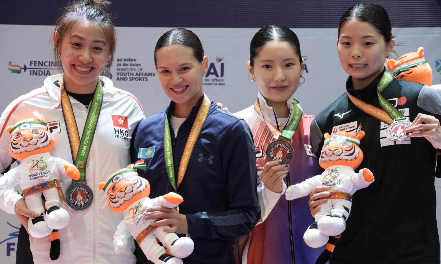 Japan, Kazakhstan fencers shine on Day 3