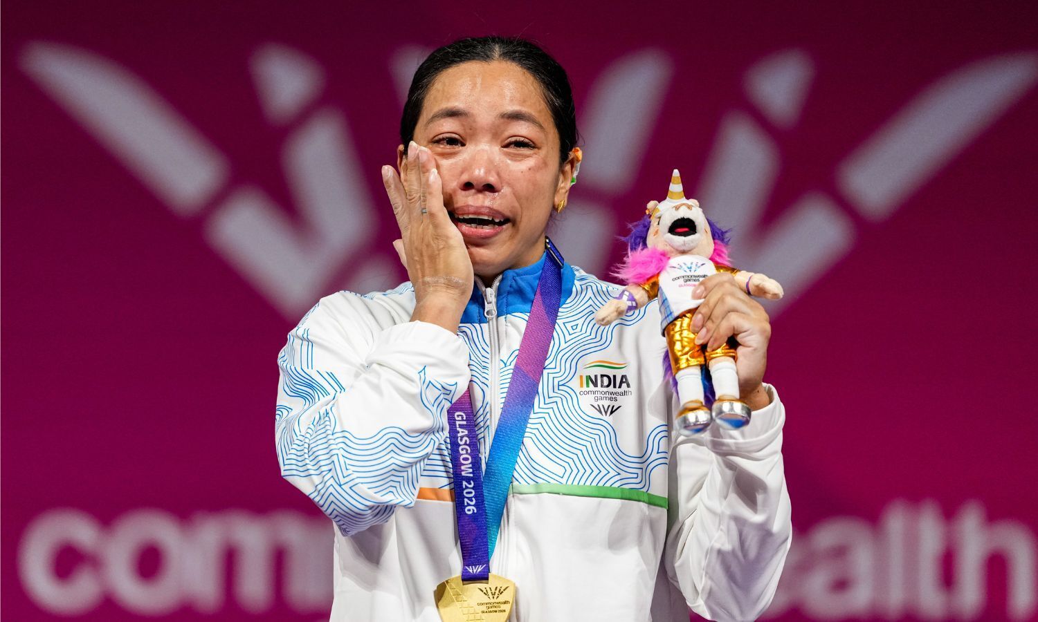 Mirabai Chanu wins gold; silver for Rishikanta, Muthupandi