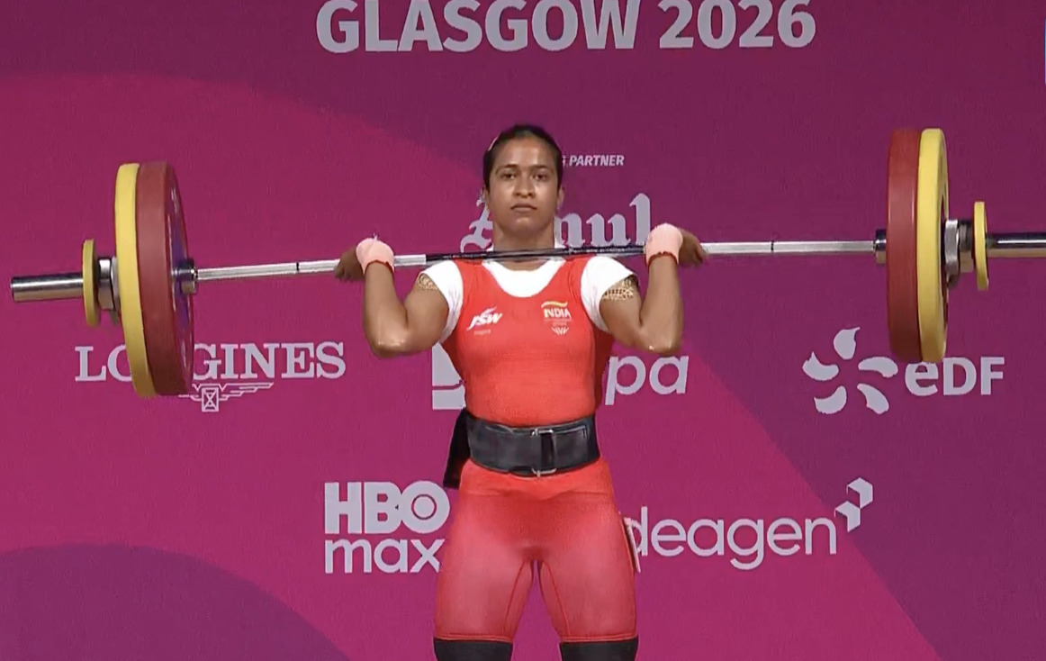 Gyaneshwari Yadav wins silver in women’s 53kg weightlifting