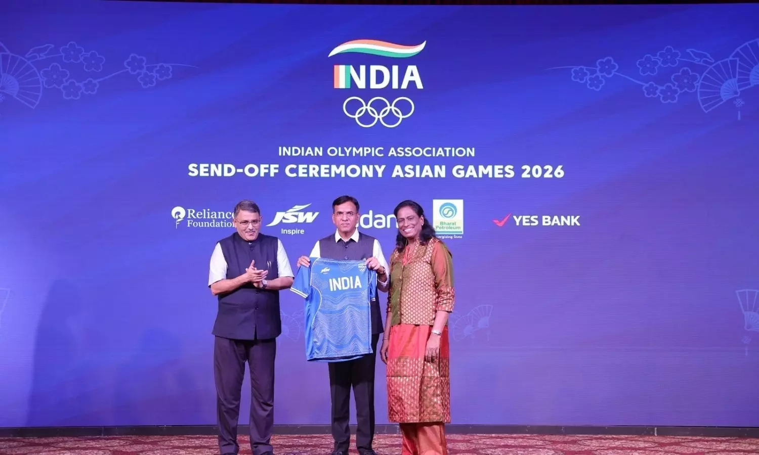 Convert pressure into performance: Mansukh Mandaviya tells Asian Games contingent Convert pressure into performance: Mansukh Mandaviya tells Asian Games contingent