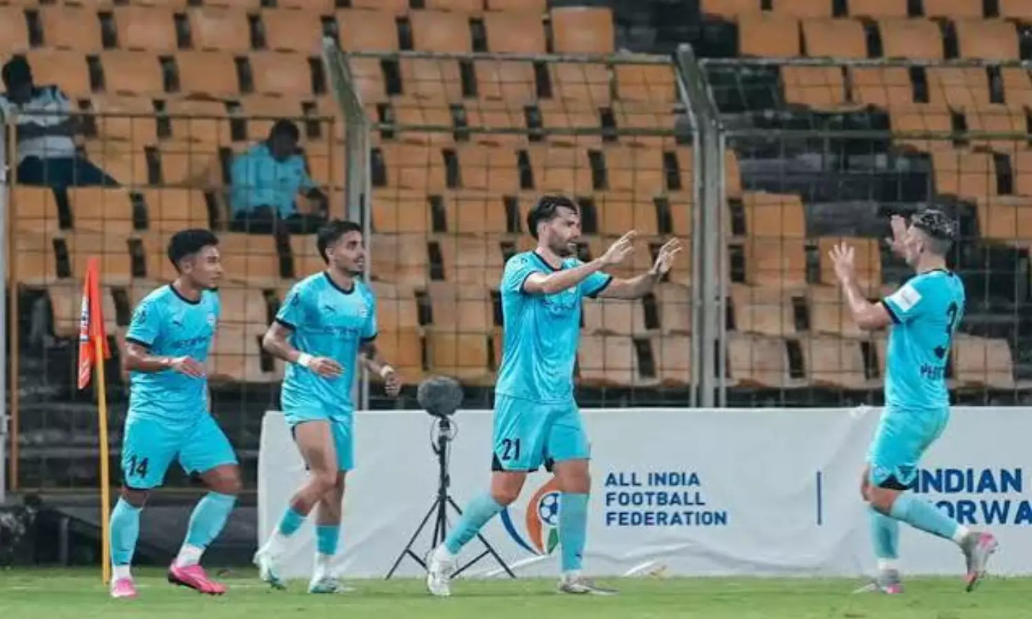 Mumbai City FC renews partnership with Indian Super Gaming League Mumbai City FC renews partnership with Indian Super Gaming League