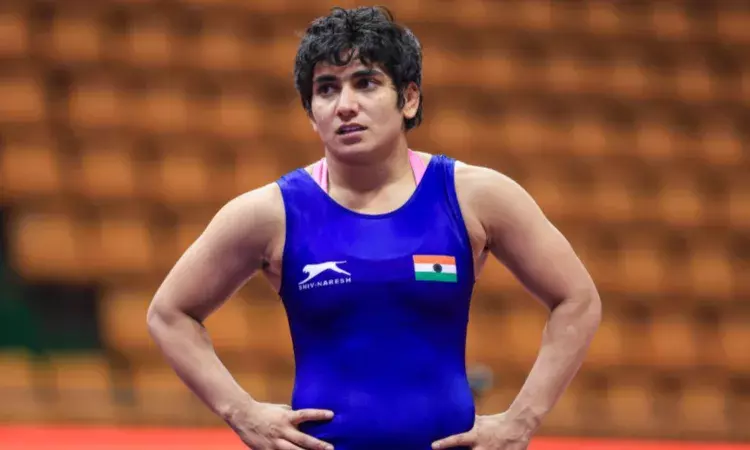 World Wrestling Cships: Kajal, Neelam advance to final to script history